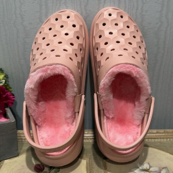 Joybees Pink Plush Lined Clogs Faux Fur Lined Women’s Sz 11 Men’s Sz 9 NWT - Picture 8 of 12